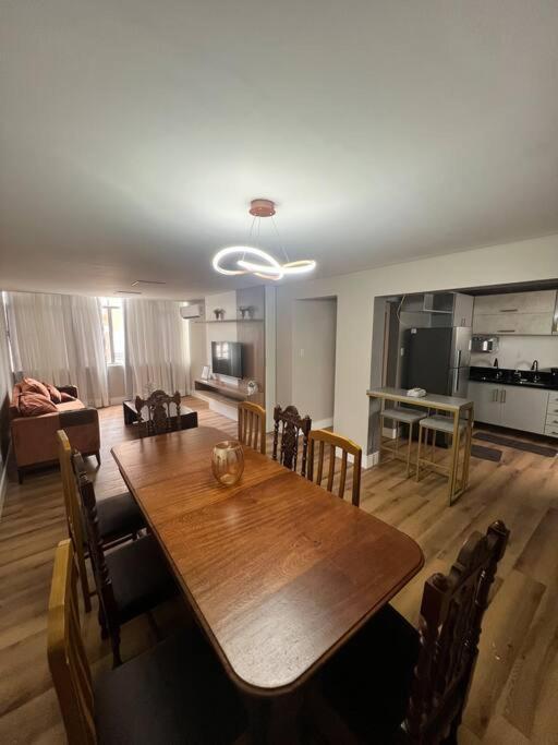 Apartamento Ondina 4 Quartos *